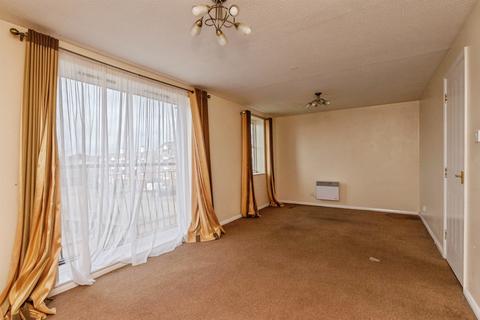 2 bedroom flat for sale, Timber Court, Grays