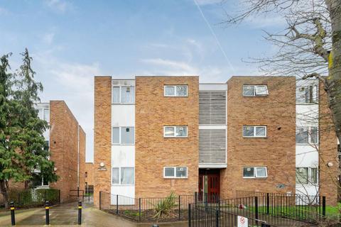 1 bedroom flat for sale, Dunston Road, Battersea, London, SW11