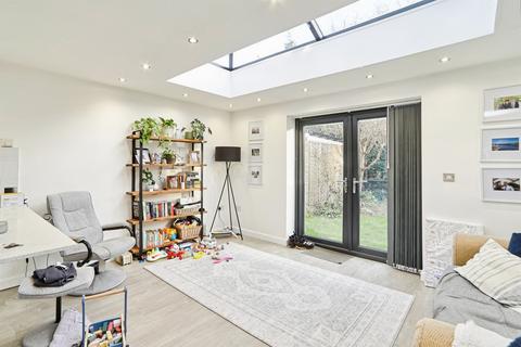 3 bedroom semi-detached house for sale, Plantation Avenue, Shadwell, Leeds