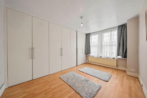 5 bedroom terraced house for sale, Estcourt Road, London