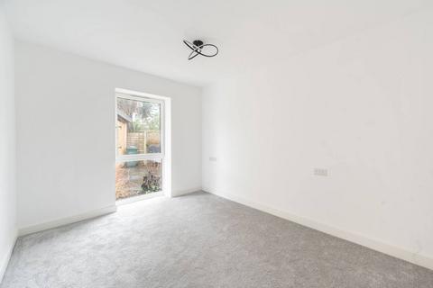 undefined, 1 Champagne Walk, London N3