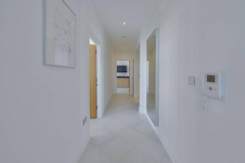 3 bedroom flat to rent, Montaigne Close, Westminster, London, SW1P