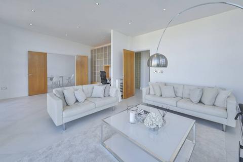 3 bedroom flat to rent, Montaigne Close, Westminster, London, SW1P
