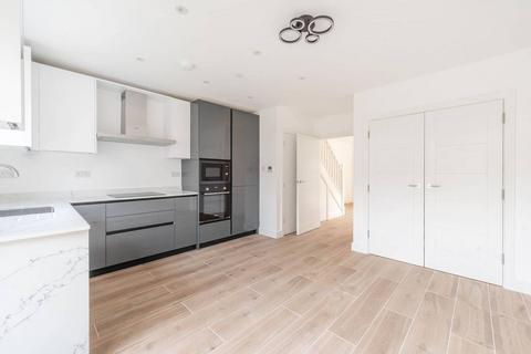 undefined, 1 Champagne Walk, London N3