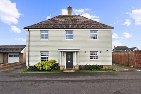 4 bedroom detached house for sale, Hibbert Drive, Essex CM6