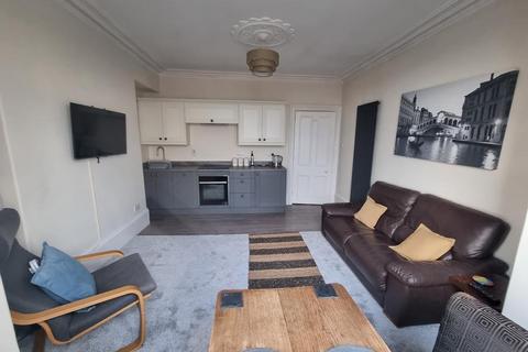 undefined, Grampian Road, Top floor right, AB11