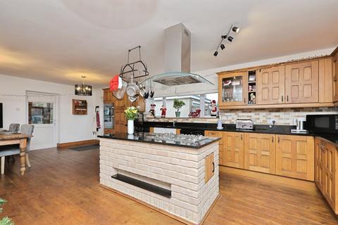 undefined, Bellrope Lane, Wymondham