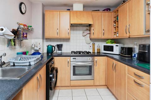 undefined, Windmill Road, SLOUGH