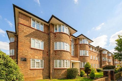 3 bedroom flat for sale, Beaufort Park, Hampstead Garden Suburb, London, NW11