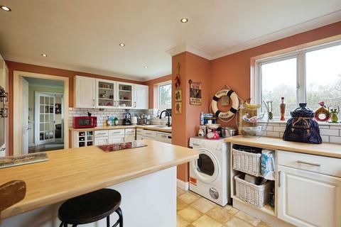 undefined, Fairlane, Shaftesbury
