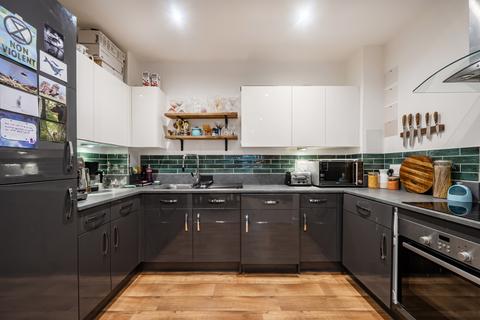 1 bedroom apartment for sale, Shield Street, London