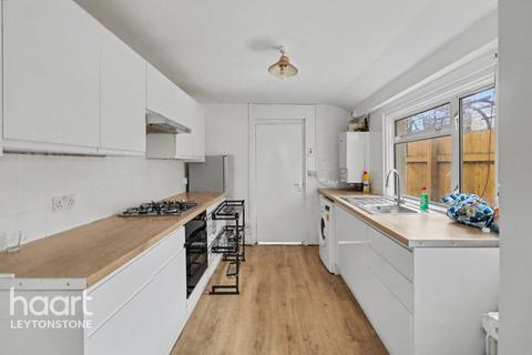 3 bedroom terraced house for sale, Napier Road, London