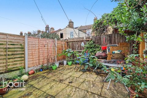 3 bedroom terraced house for sale, Napier Road, London