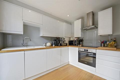 2 bedroom maisonette to rent, Irving Road, Brook Green, London, W14