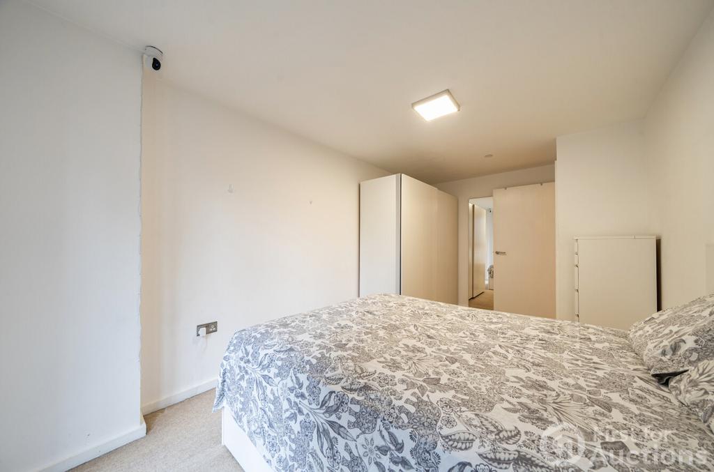 2 bedroom apartment for sale - Photo 44