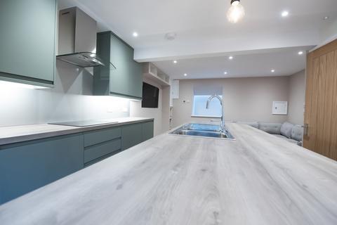 5 bedroom terraced house to rent, St Mary Magdalene Street, Brighton, BN2 3HU