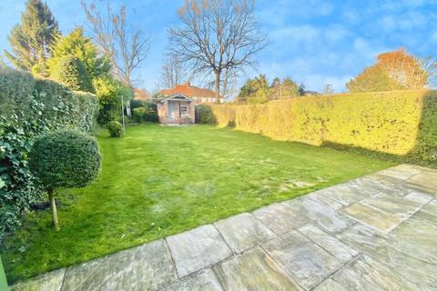 3 bedroom detached house for sale, Fairbourne Drive, Wilmslow