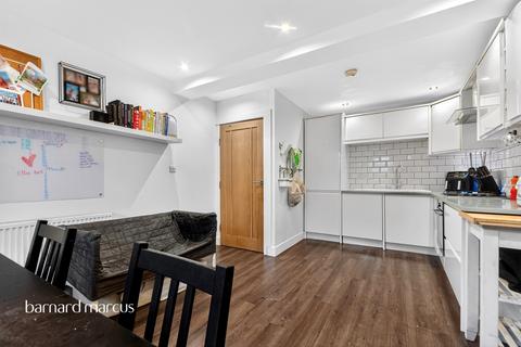 2 bedroom flat for sale, Windmill Road, Croydon