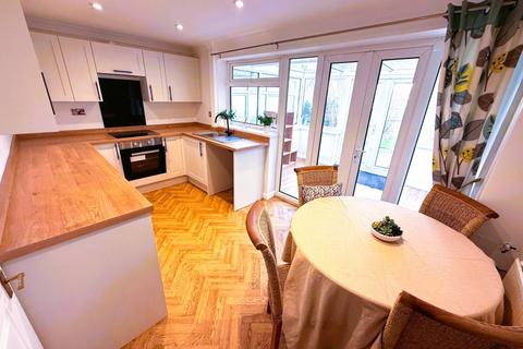 undefined, Glenwood Crescent, Chapeltown