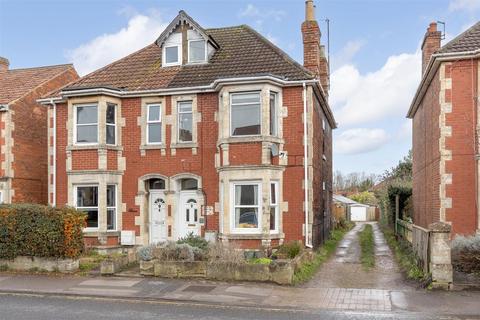 2 bedroom flat for sale, Bradford Road, Trowbridge