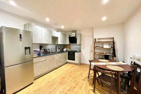 undefined, Madeley Road, Ealing, W5