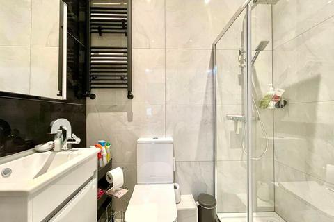 undefined, Madeley Road, Ealing, W5