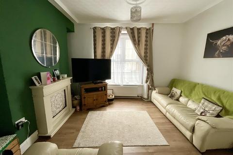 4 bedroom terraced house for sale, Princess Street, Llanelli