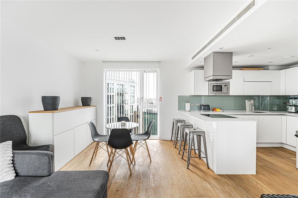 Kitchen/Reception