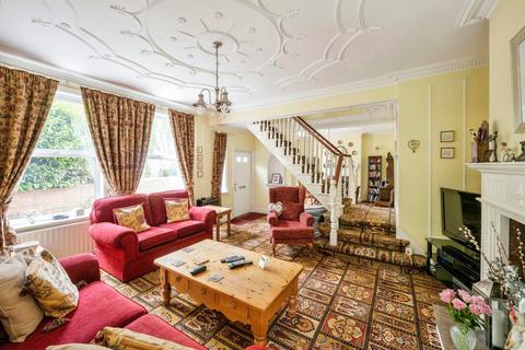 3 bedroom character property for sale, Windgate Hill, Conisbrough, Doncaster