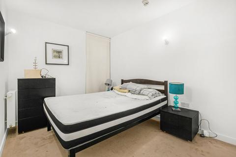 1 bedroom apartment to rent, Vantage Building, Station Approach, Hayes, UB3