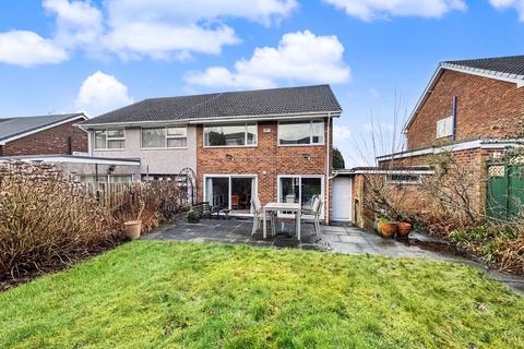 4 bedroom semi-detached house for sale, Richmond Close, Whitefield, M45