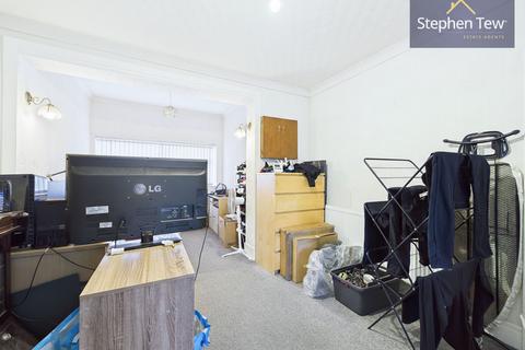 3 bedroom semi-detached house for sale, Kingston Avenue, Blackpool, FY4