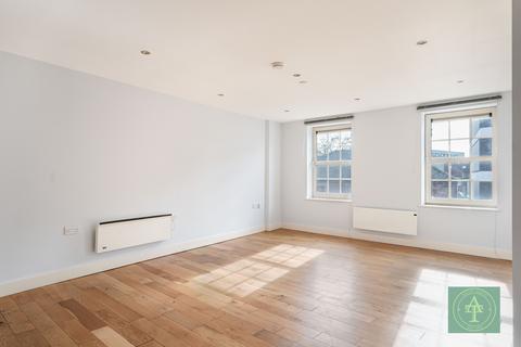 2 bedroom flat for sale, Chase Side, Southgate, London, N14