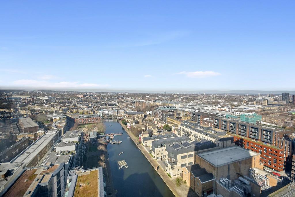 PH - Chronicle Tower - View1-1.jpg
