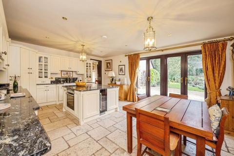 4 bedroom detached house for sale, London Road, Lichfield WS14