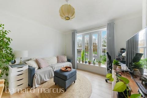 1 bedroom flat for sale, Lilleshall Road, Morden
