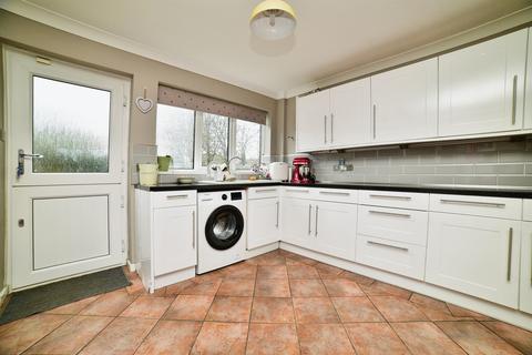 4 bedroom detached house for sale, Main Street, Tickton, Beverley