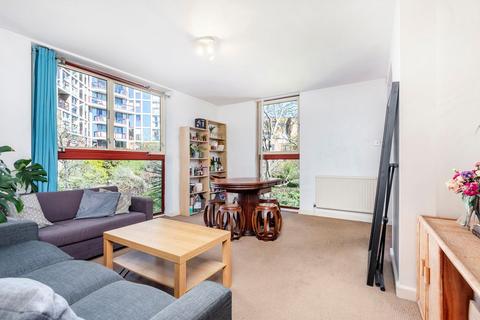 2 bedroom flat to rent, Cape Yard, London E1W