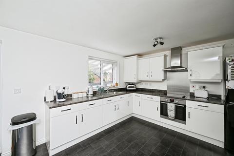 4 bedroom detached house for sale, Weavers Way, ALFRETON DE55