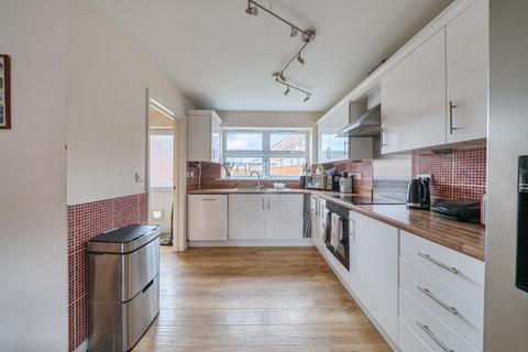 undefined, Amberley Close, Scartho Top, Grimsby, Lincolnshire, DN33