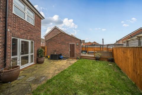 undefined, Amberley Close, Scartho Top, Grimsby, Lincolnshire, DN33
