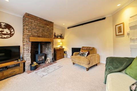 2 bedroom semi-detached house for sale, East Street, Roxby, Scunthorpe