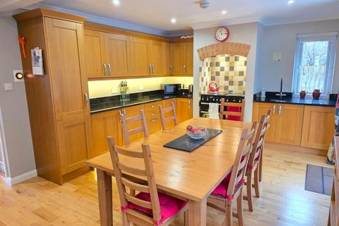 3 bedroom detached house for sale, Cliffe Road, Gonerby Hill Foot, NG31