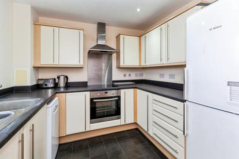 2 bedroom apartment for sale, Grays Place, Slough