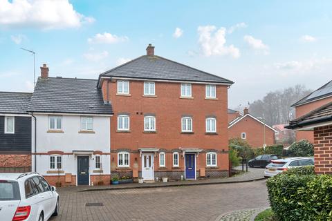 Princess Louise Square, Alton, Hampshire, GU34