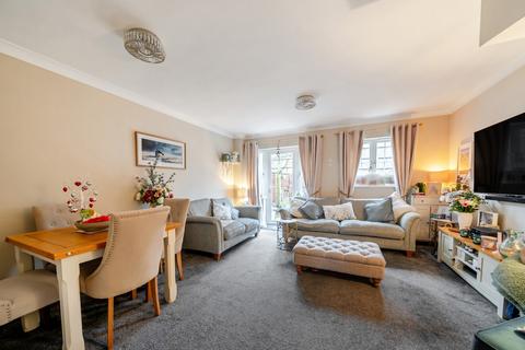 undefined, Princess Louise Square, Alton, Hampshire, GU34