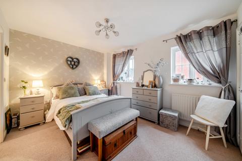 undefined, Princess Louise Square, Alton, Hampshire, GU34