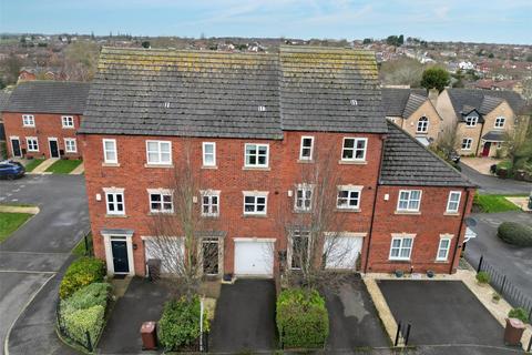 3 bedroom terraced house for sale, Rossiter Close, Melton Mowbray, Leicestershire