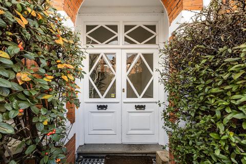 undefined, Woodrange Avenue, Ealing, London, W5