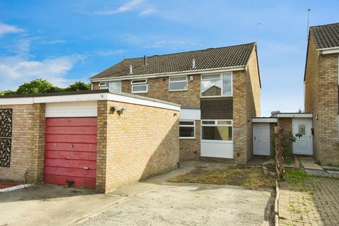 3 bedroom semi-detached house for sale, Harrow Close, SWINDON